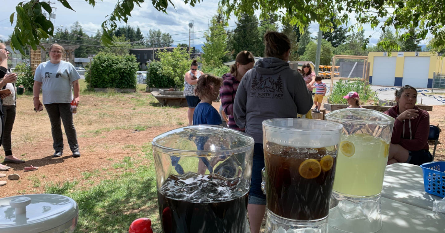 CECSS Holds Chill in the Garden